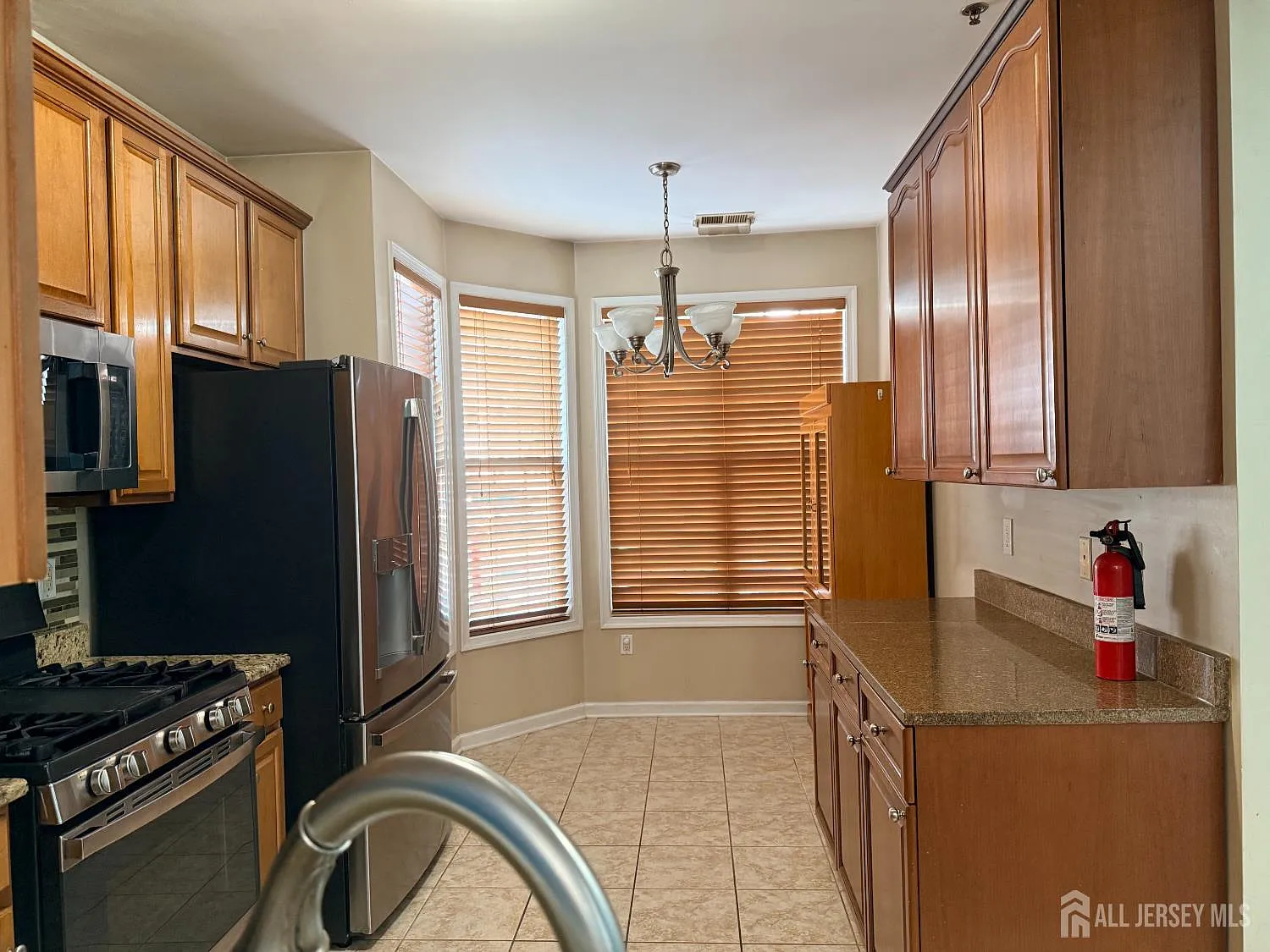 2 bed, 2.0 bath, 1153 sqft, $2,650 — Photo 4