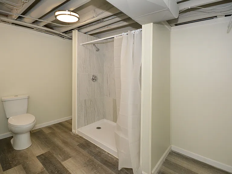 4745 Briarhill Dr — Photo 25