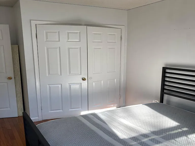 240 E 112th St #2 — Photo 11