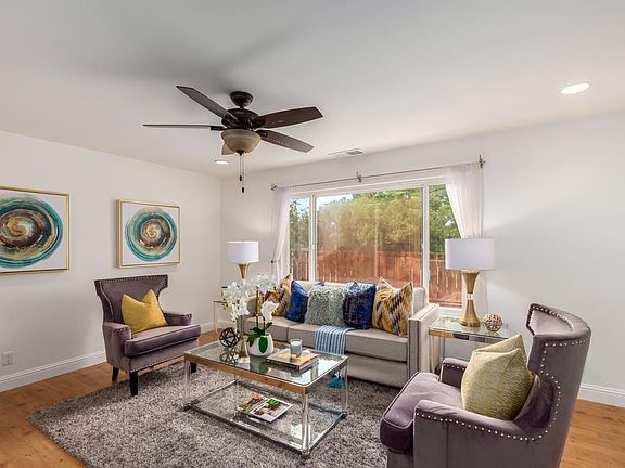 4th image of 5370 Avenida Almendros