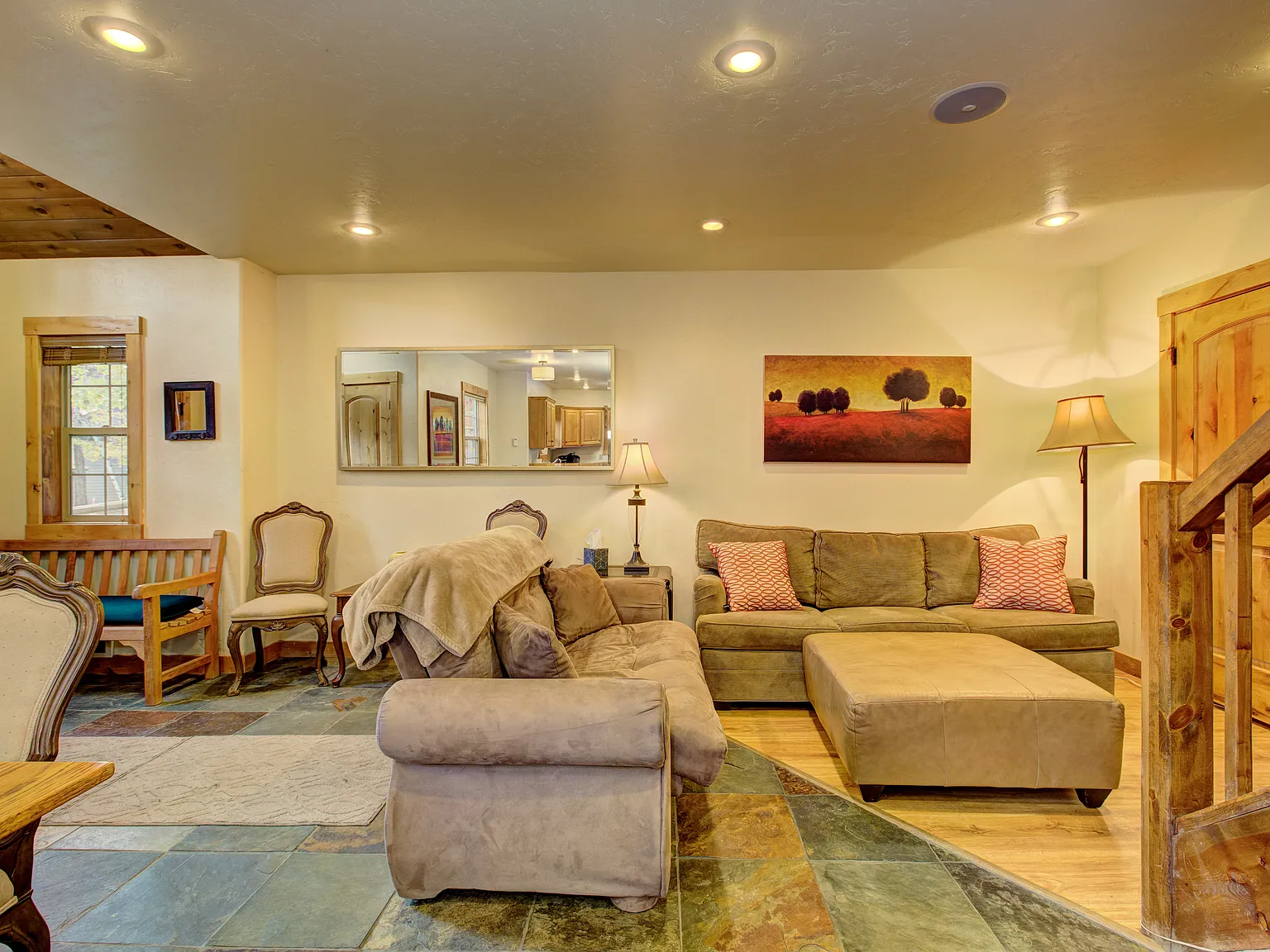 2 bed, 1500 sqft, $2,600 — Photo 4