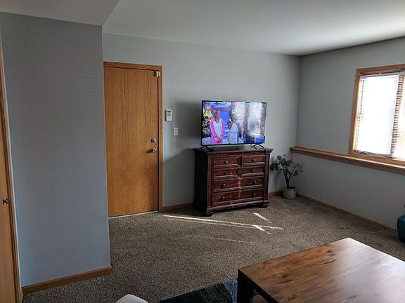 2nd image of 2818 N Natoma Ave #G