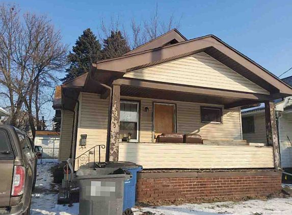 1st image of 1820 Brussels St
