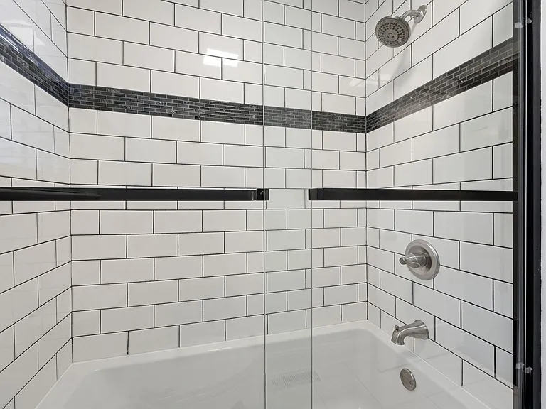 1515 Woodland Ave — Photo 17