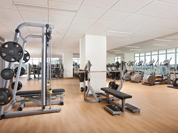 40-28 College Point Boulevard image 4 of 25