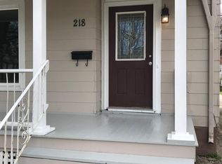 218 Garfield Ave, Galesburg, IL 61401