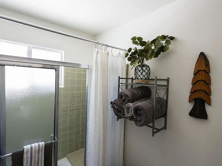 28606 Saginaw Ct — Photo 21