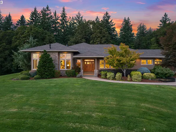 9929 Champoeg Rd NE, Aurora, OR 97002