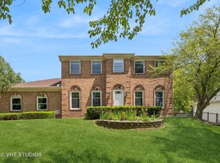 829 S Valley Ln, Palatine, IL