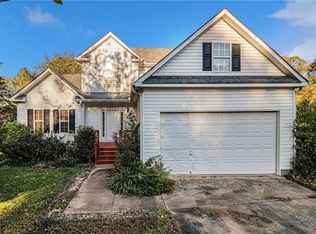 40 Dock Ct, Jackson, GA 30233