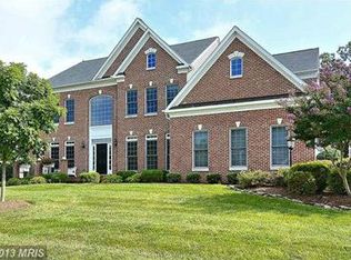 3482 Rose Crest Ln, Fairfax, VA 22033