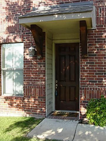 1st image of 601 Gray Stone Ln
