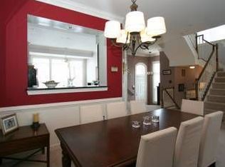 5916 Halpine Rd, Rockville, MD 20851