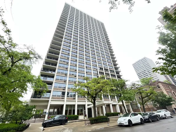 88 W Schiller St APT 2805L, Chicago, IL 60610