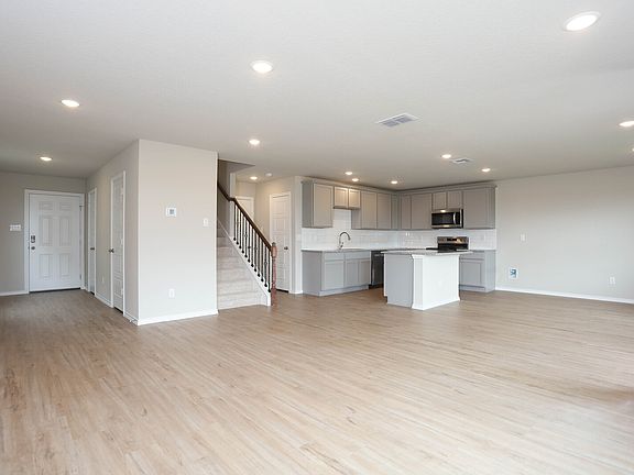 8656 Merlin Cove