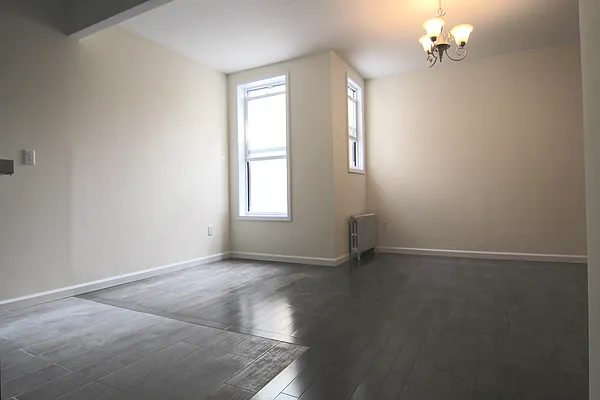 Rented by New Amsterdam Realty Group | media 17