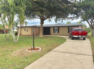 2807 SE 18th Ct, Cape Coral, FL 33904