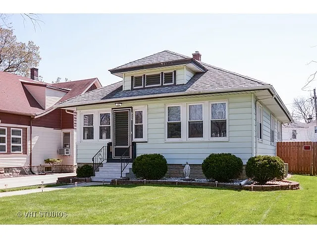 924 W Park Ave photo 1