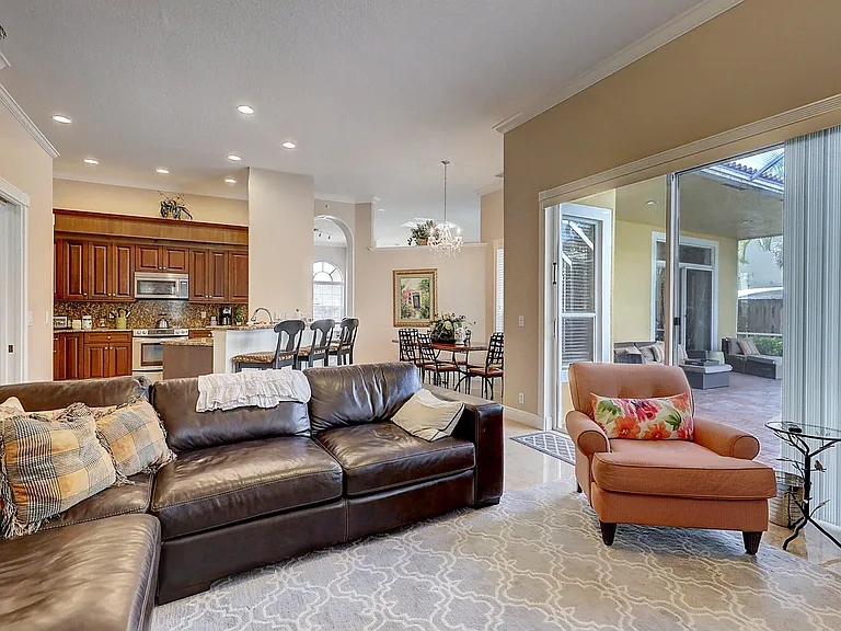 10207 Allamanda Blvd — Photo 20