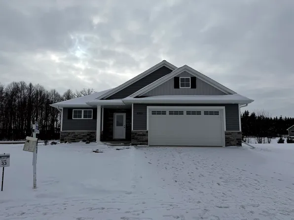 N9305 Gemstone Ct, Appleton, WI 54915