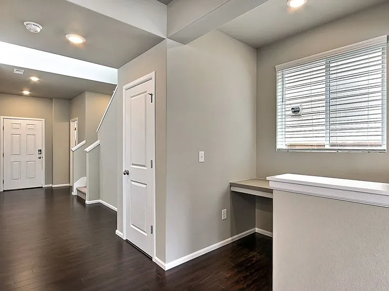 3137 Gladiator St NE — Photo 3