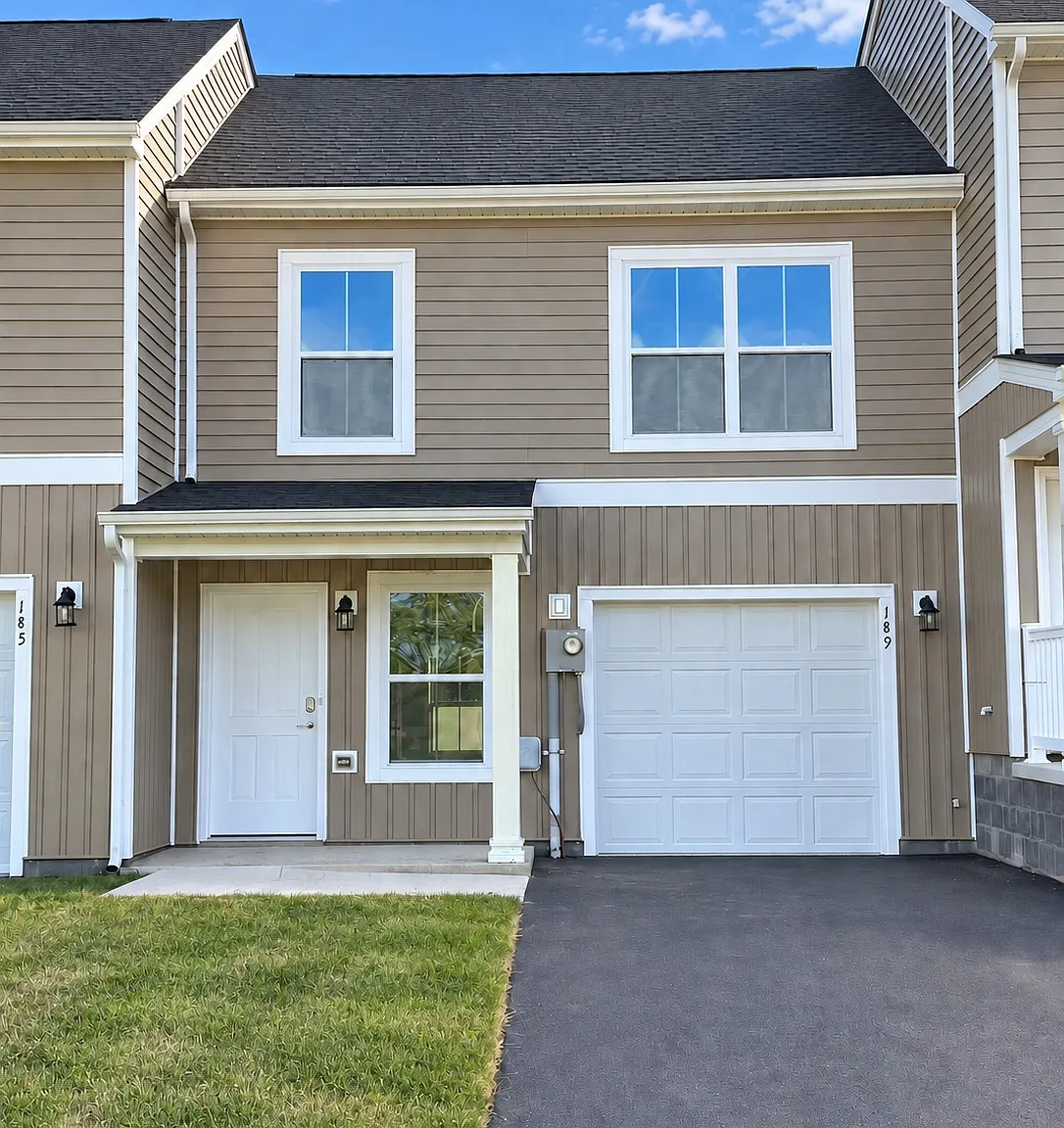 3 bed, 2.5 bath, 1544 sqft, $1,850 — Photo 1