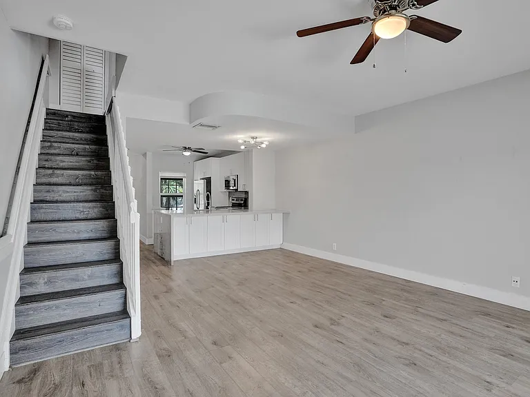 9913 NW 57th Mnr — Photo 15