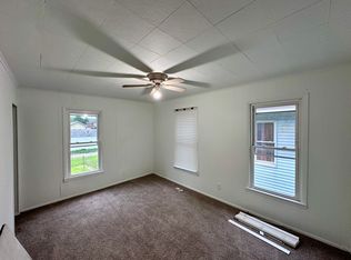 1106 Pollock Ave, New Castle, PA 16101