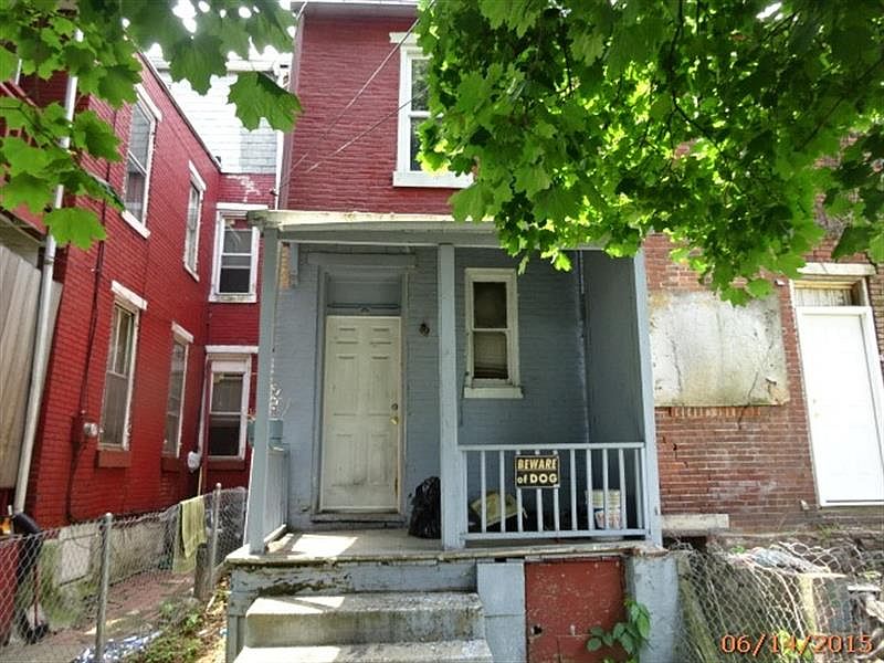 2nd image of 2153 Jefferson St