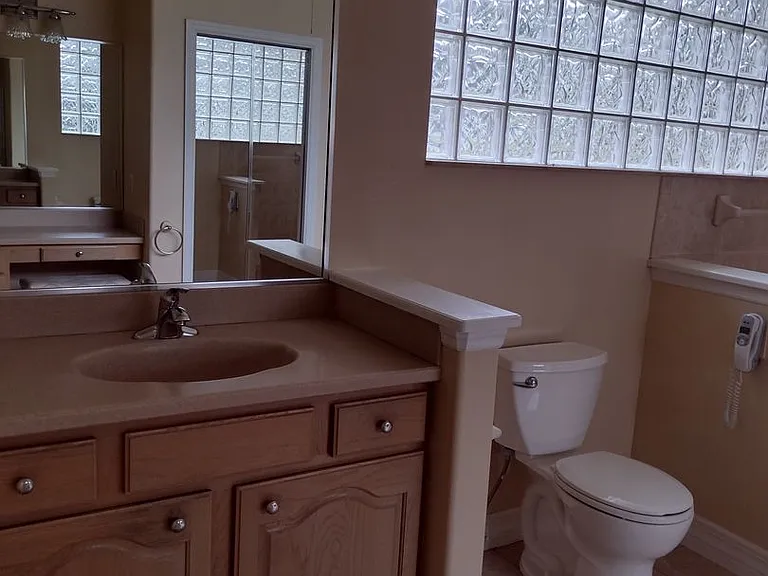 592 Dowling Cir — Photo 17