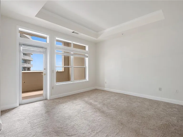 3334 Peachtree Rd NE #1902 — Photo 36