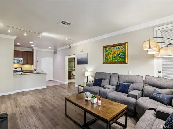 1154 Scholarship, Irvine, CA 92612