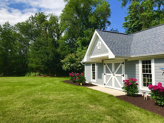 500+ sq ft. storage shed