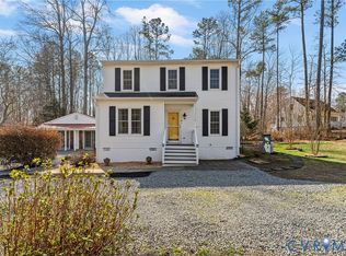 273 N Oakes Cir, Saluda, VA 23149