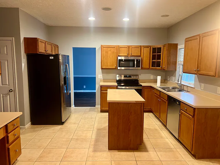 4929 Indian Summer Dr — Photo 3