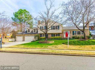 8605 Cotswold Ct, Alexandria, VA 22308