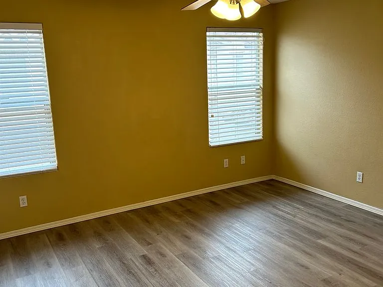 7920 Windhamridge Dr — Photo 31