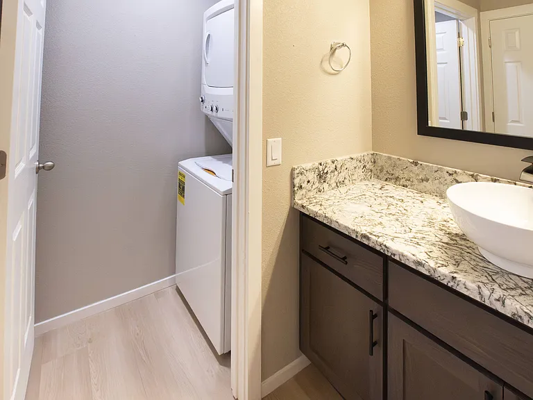 Selby Ranch Apartment Homes — Photo 28