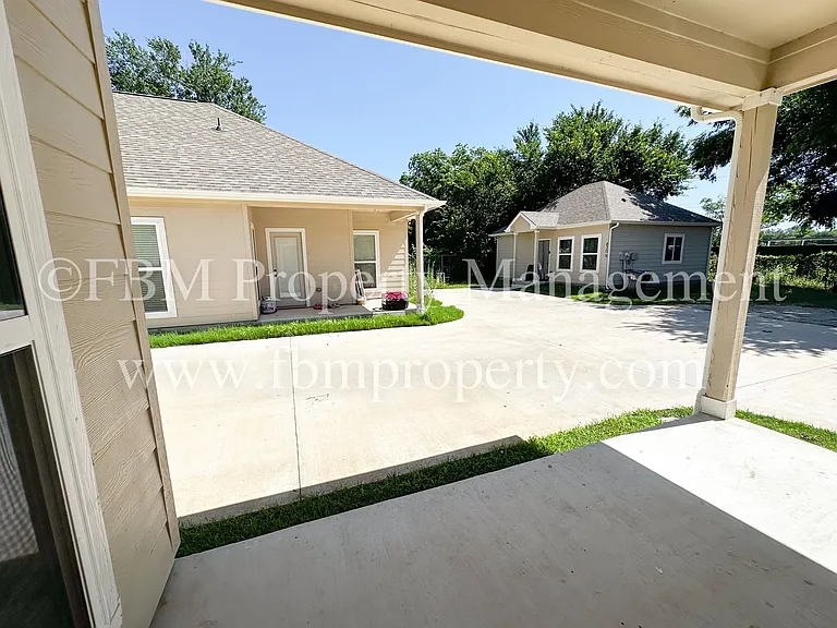 818 Rose St #A — Photo 14