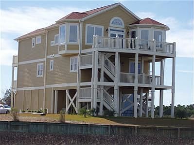 1st image of 15 Old Marina Dr