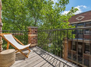 2116 N Seminary Ave APT 28, Chicago, IL 60614