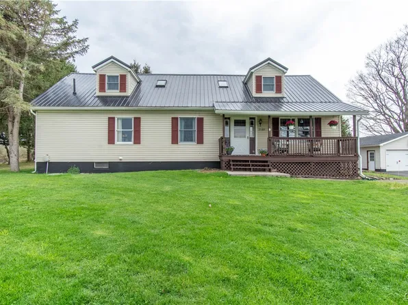 25183 Us Route 11, Calcium, NY 13616