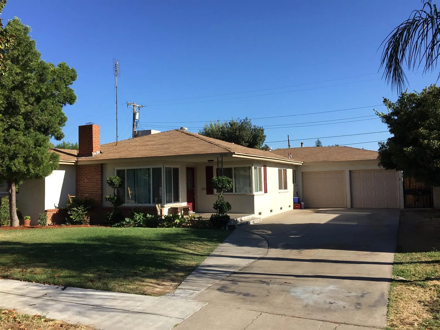 2253 E Fountain Way photo 1