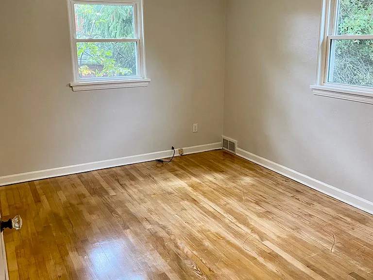 419 Anawanda Ave — Photo 8