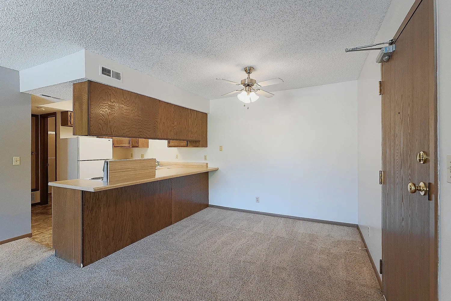 1 bed, 681 sqft, $799 — Photo 4