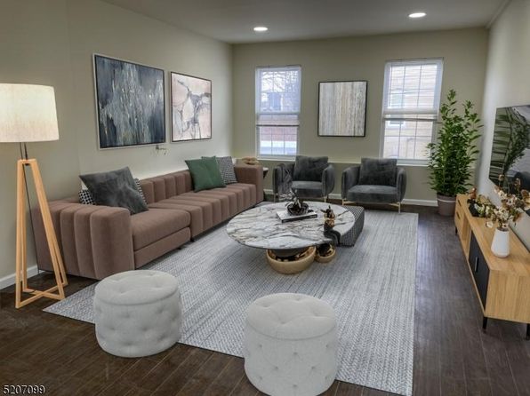 121 Harrison Ave #1
