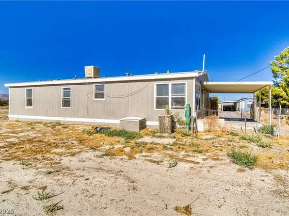 320 W Comstock Cir N, Pahrump, NV 89048