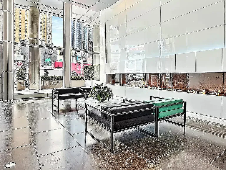247 W 46th St #207 — Photo 15