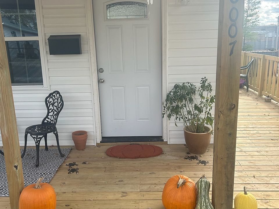 1st image of 6007 Eleanor St
