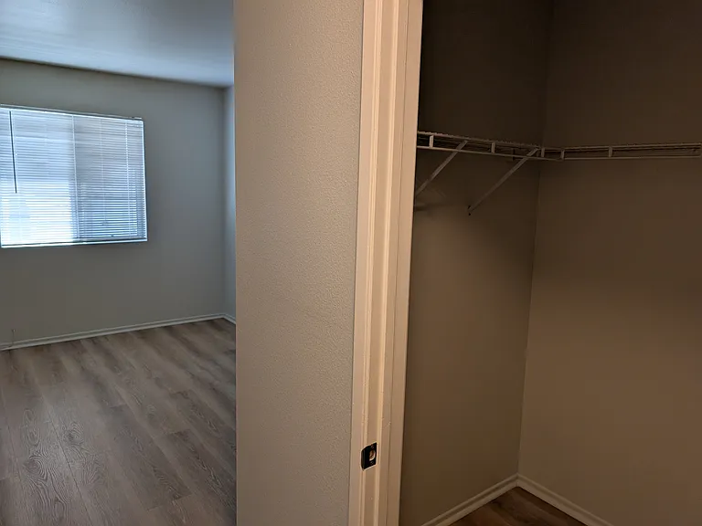 145 W Lincoln Ave #6 — Photo 7